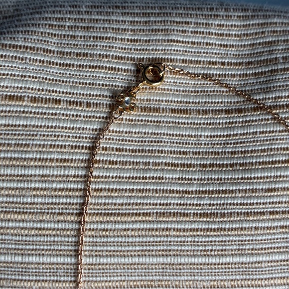 Tory Burch Kira Pearl Gold Double T Logo Pendant Necklace - Picture 5 of 9